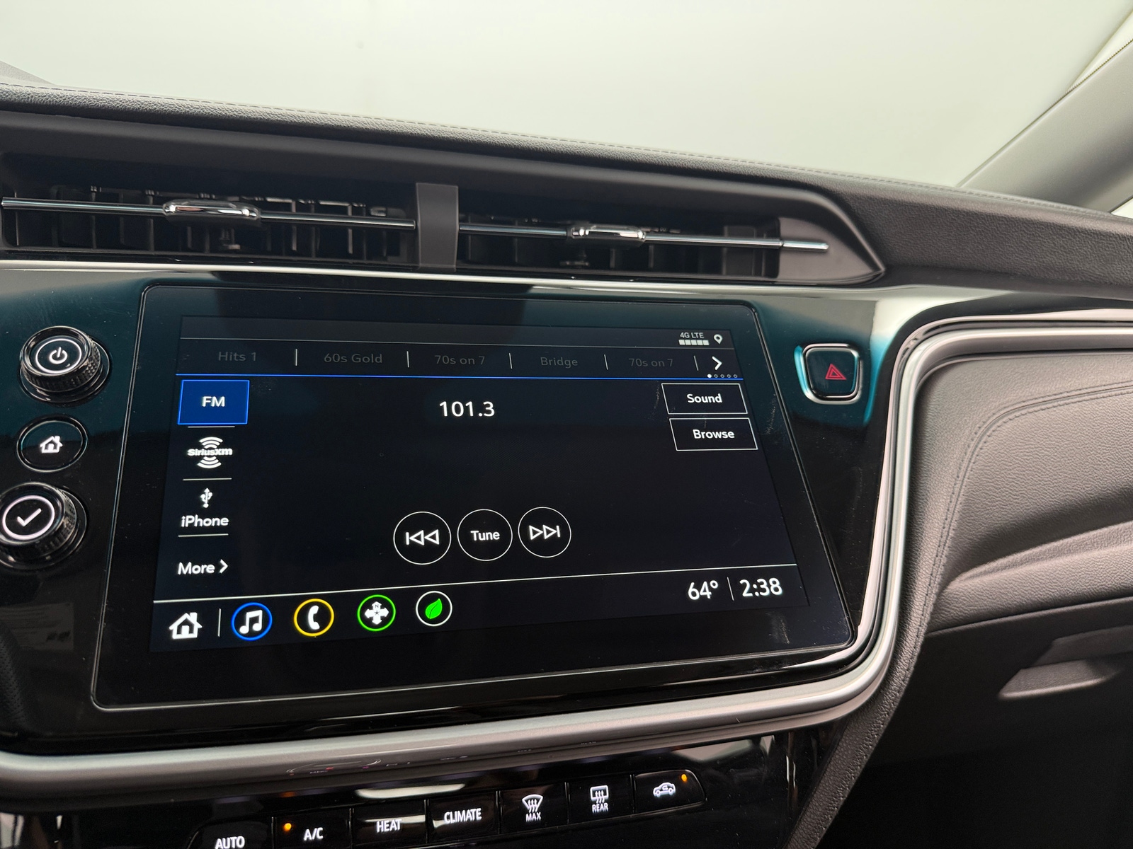 Thumbnail: 2023 Chevrolet Bolt EV - 4