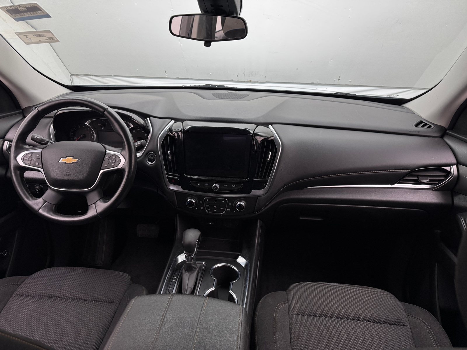 Thumbnail: 2021 Chevrolet Traverse - 3