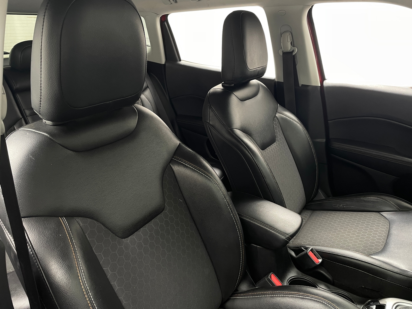 Thumbnail: 2018 Jeep Compass - 2
