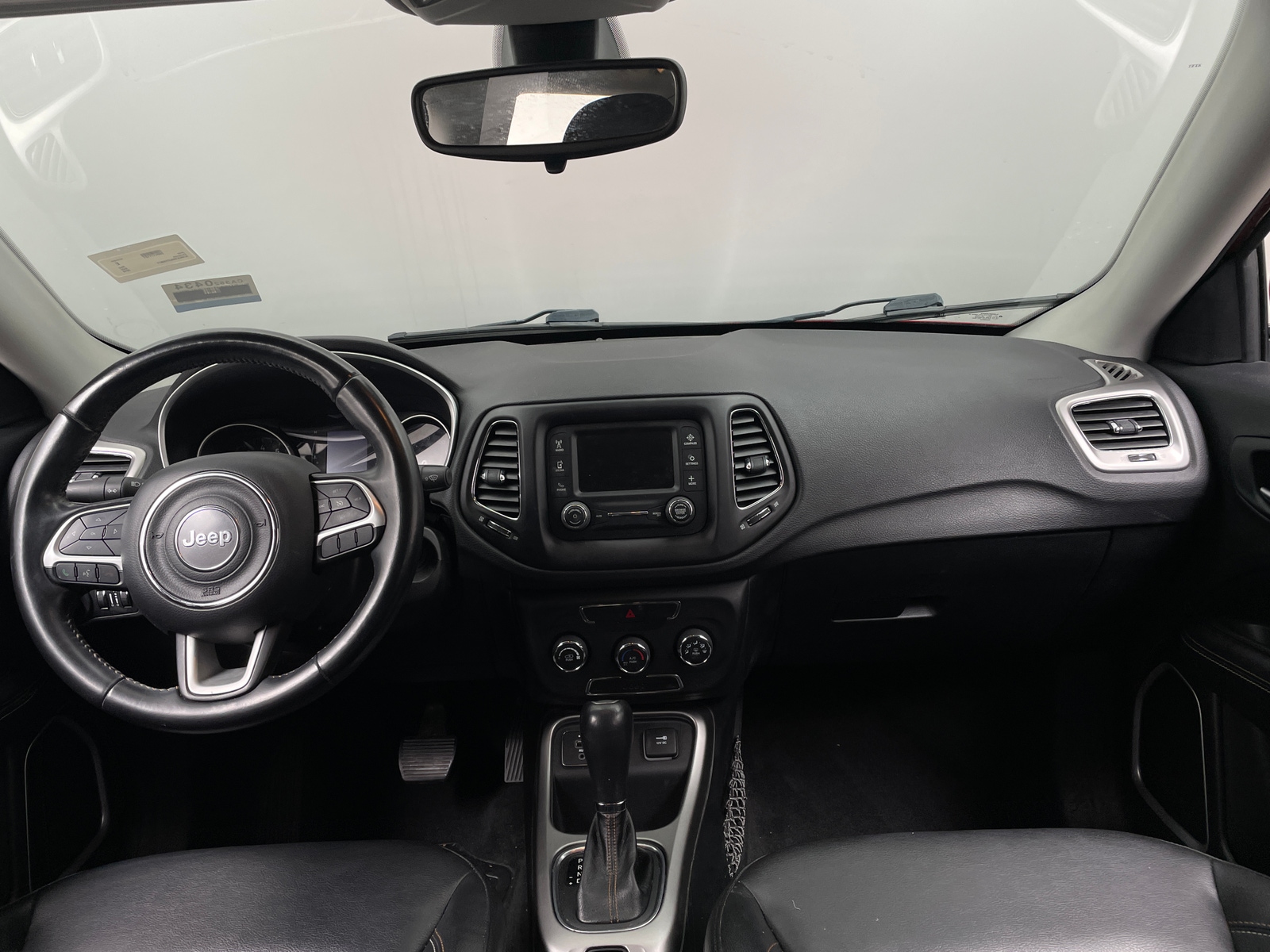Thumbnail: 2018 Jeep Compass - 3