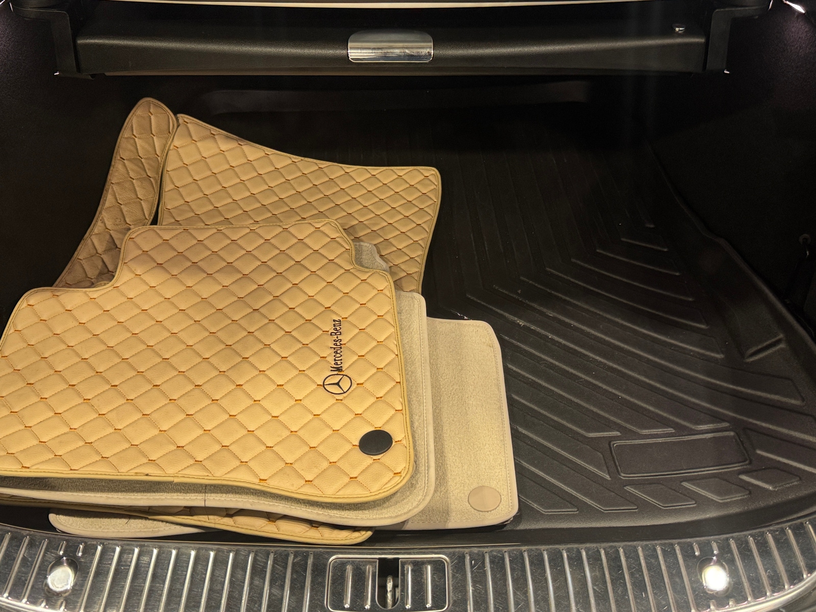 Thumbnail: 2015 Mercedes-Benz S-Class - 6