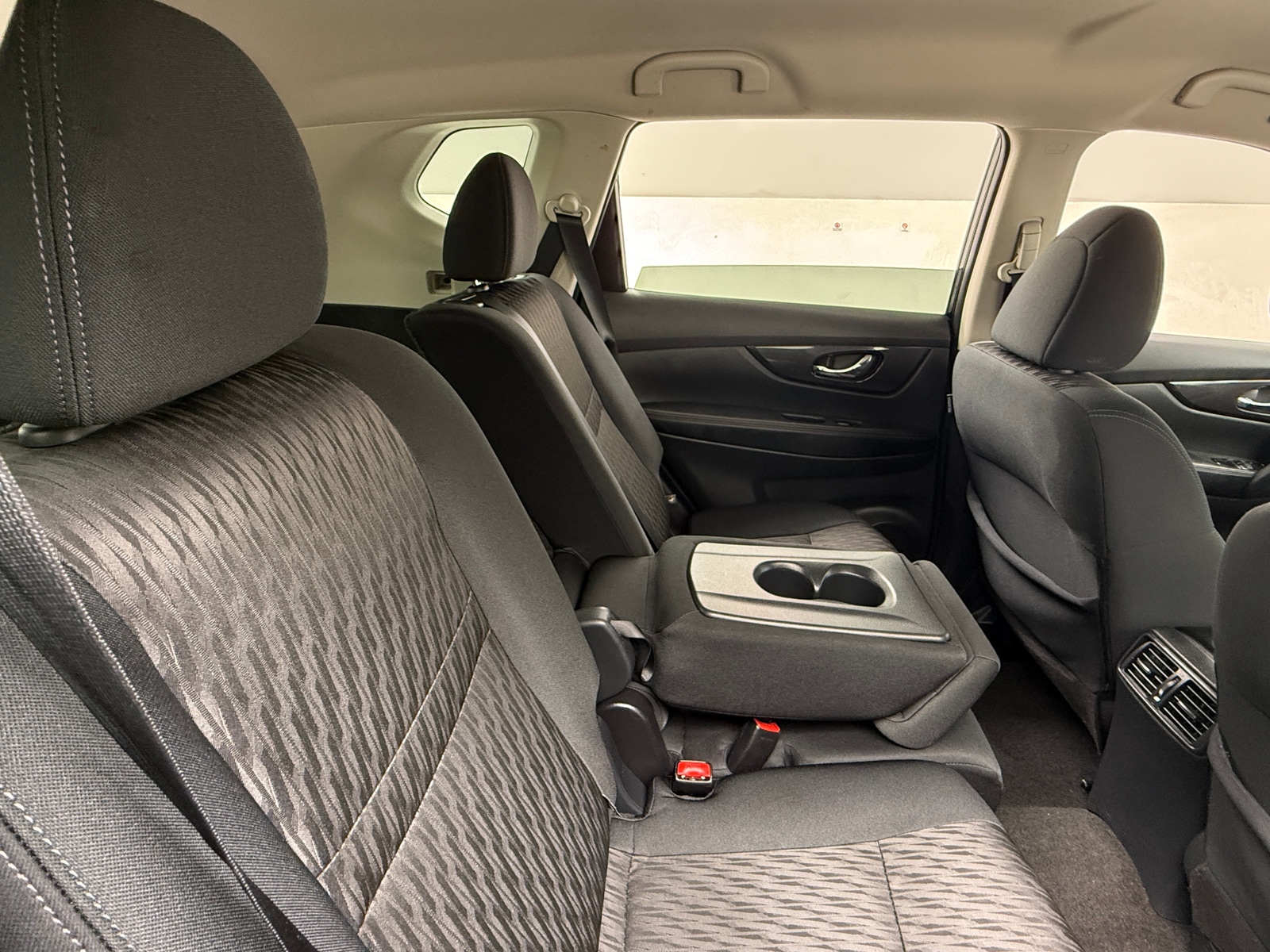 Thumbnail: 2018 Nissan Rogue - 6