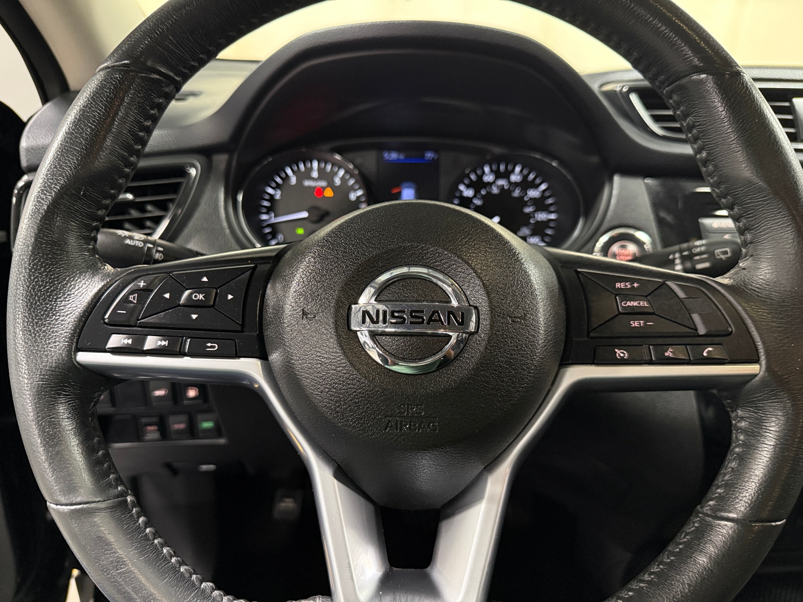 Thumbnail: 2018 Nissan Rogue - 5