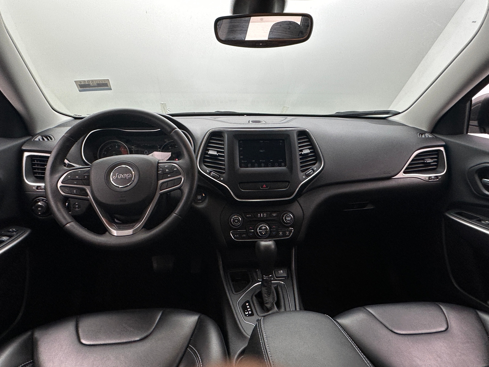 Thumbnail: 2019 Jeep Cherokee - 3