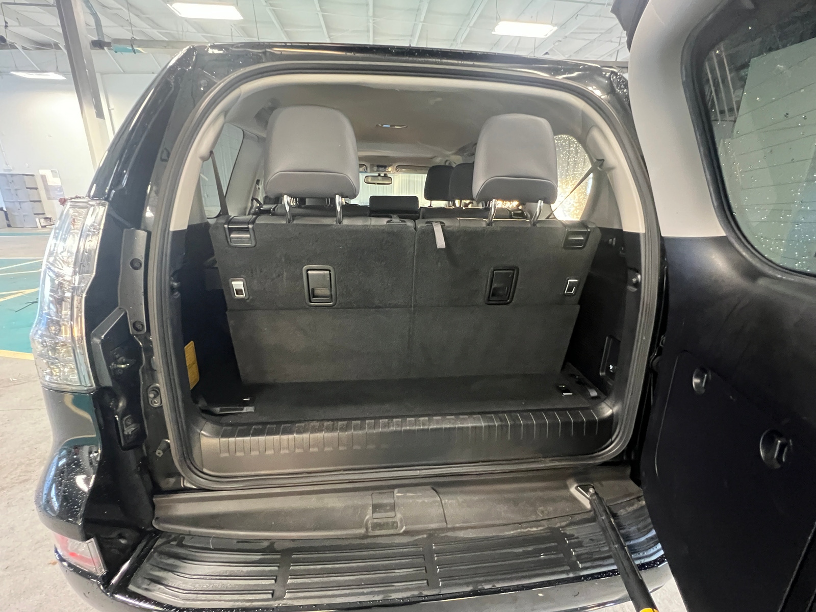 Thumbnail: 2019 Lexus GX - 6