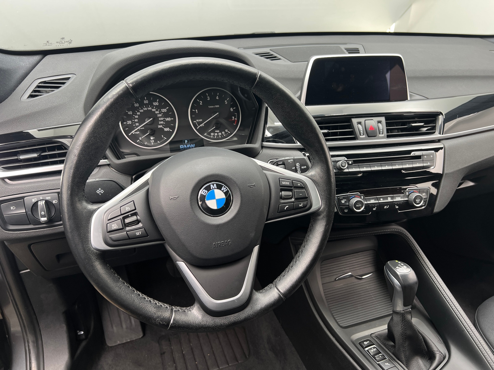 Thumbnail: 2018 BMW X1 - 4