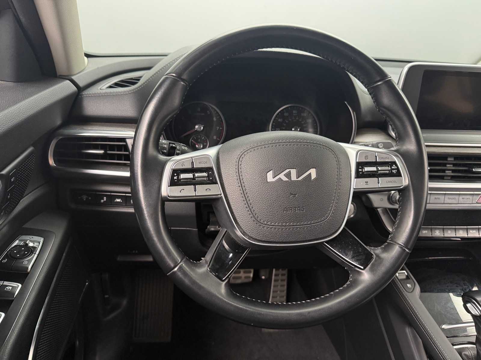 Thumbnail: 2022 Kia Telluride - 4