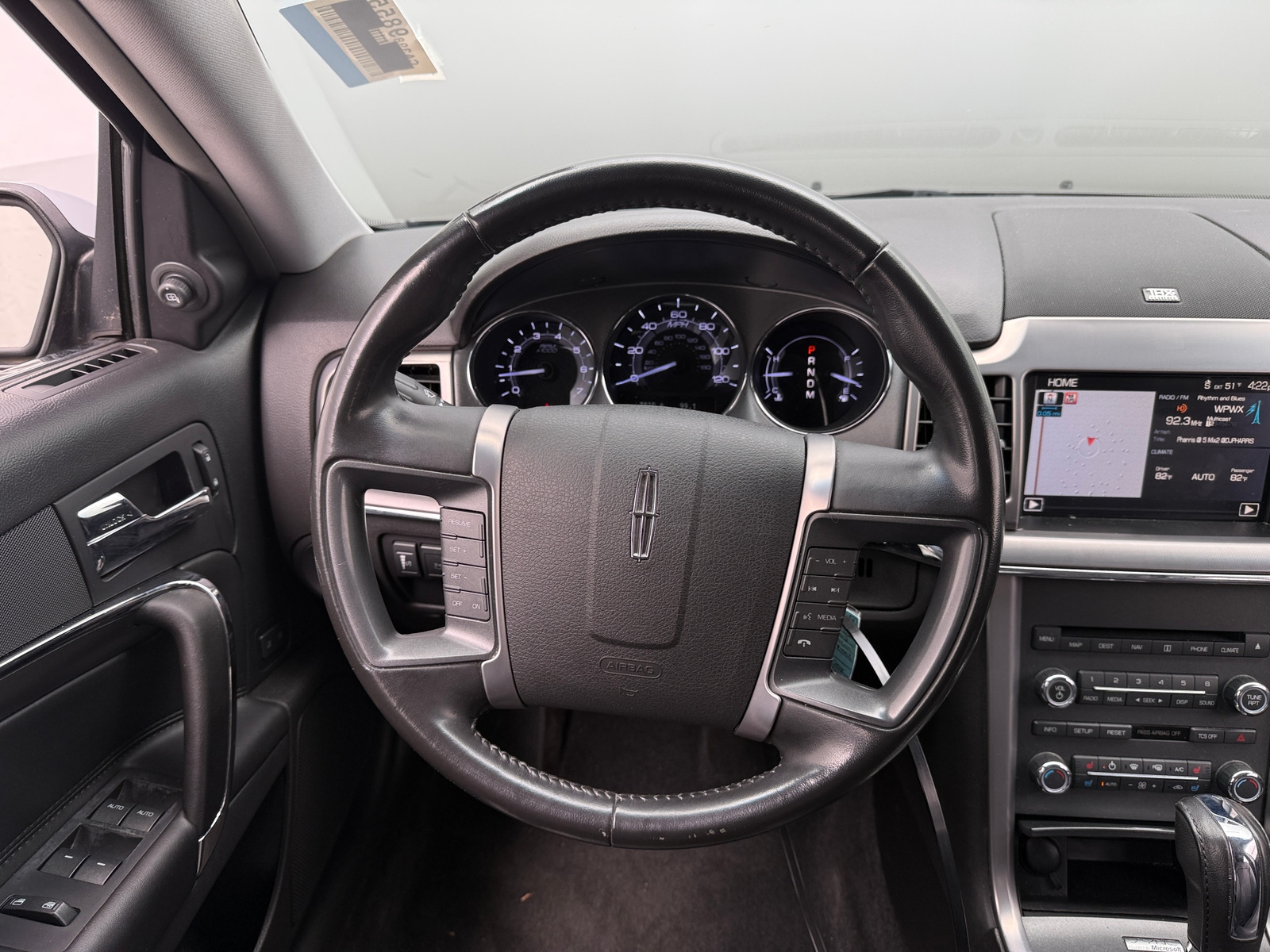 Thumbnail: 2012 Lincoln MKZ - 4