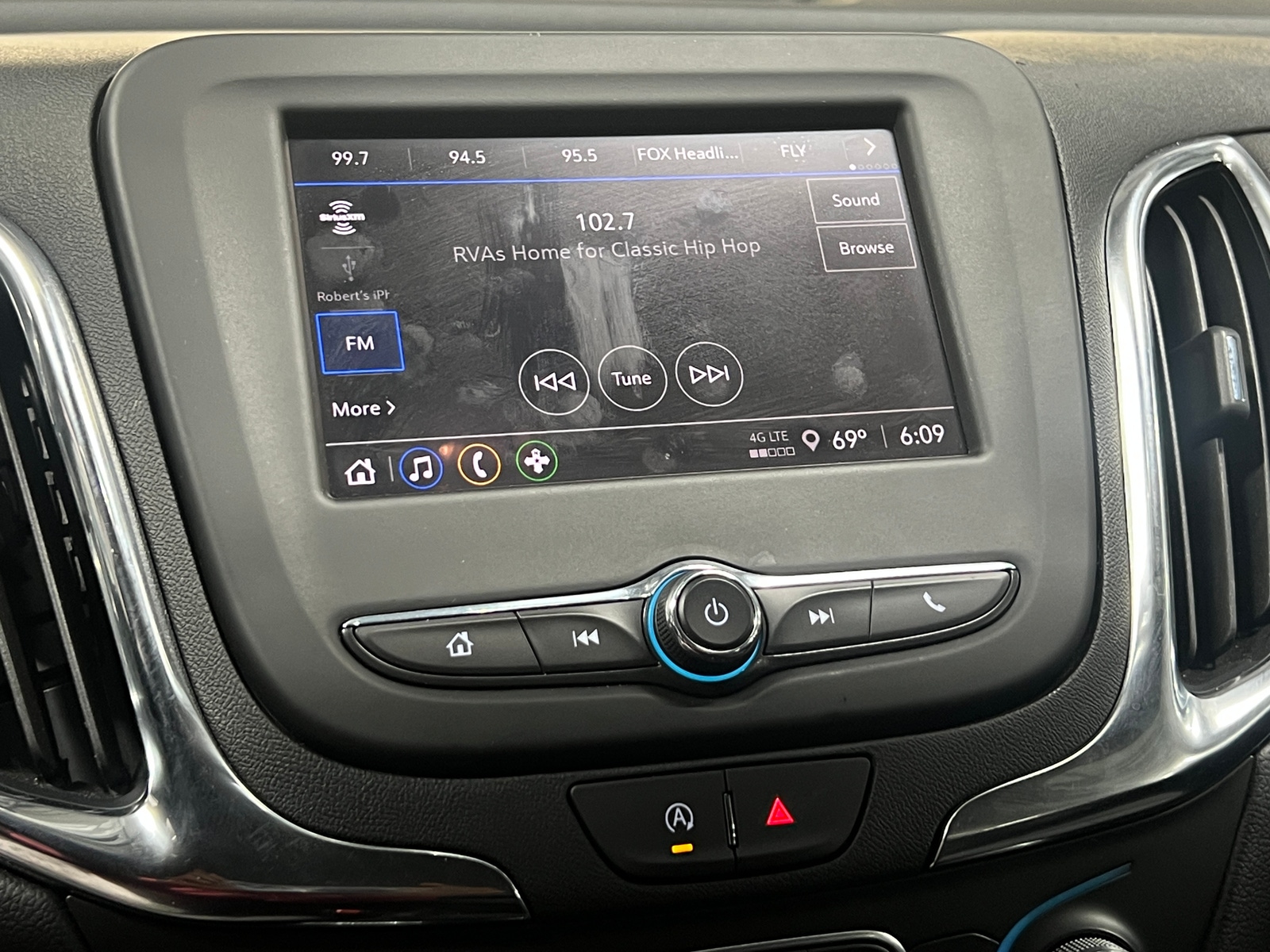 Thumbnail: 2024 Chevrolet Equinox - 4