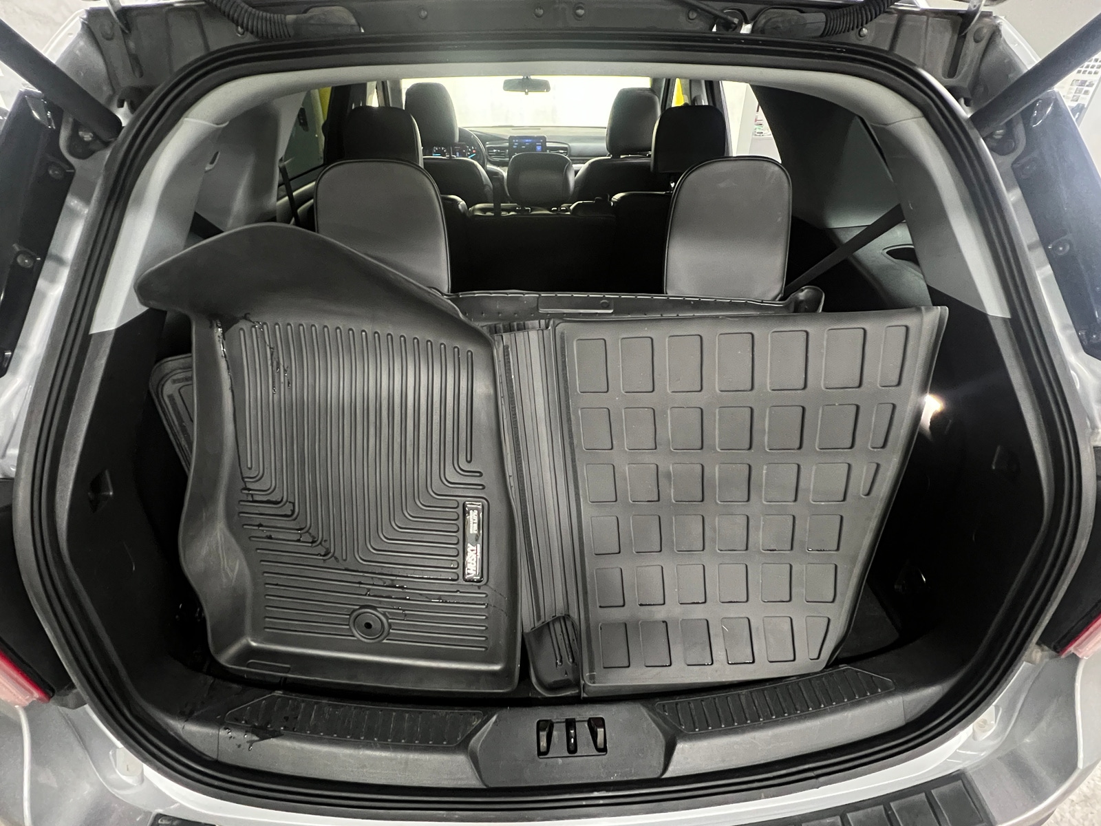 Thumbnail: 2022 Ford Explorer - 7