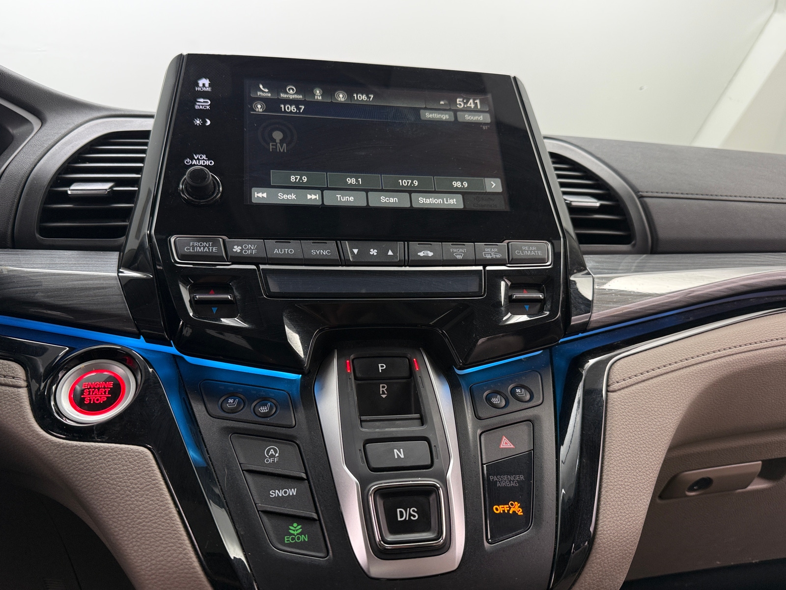 Thumbnail: 2021 Honda Odyssey - 3