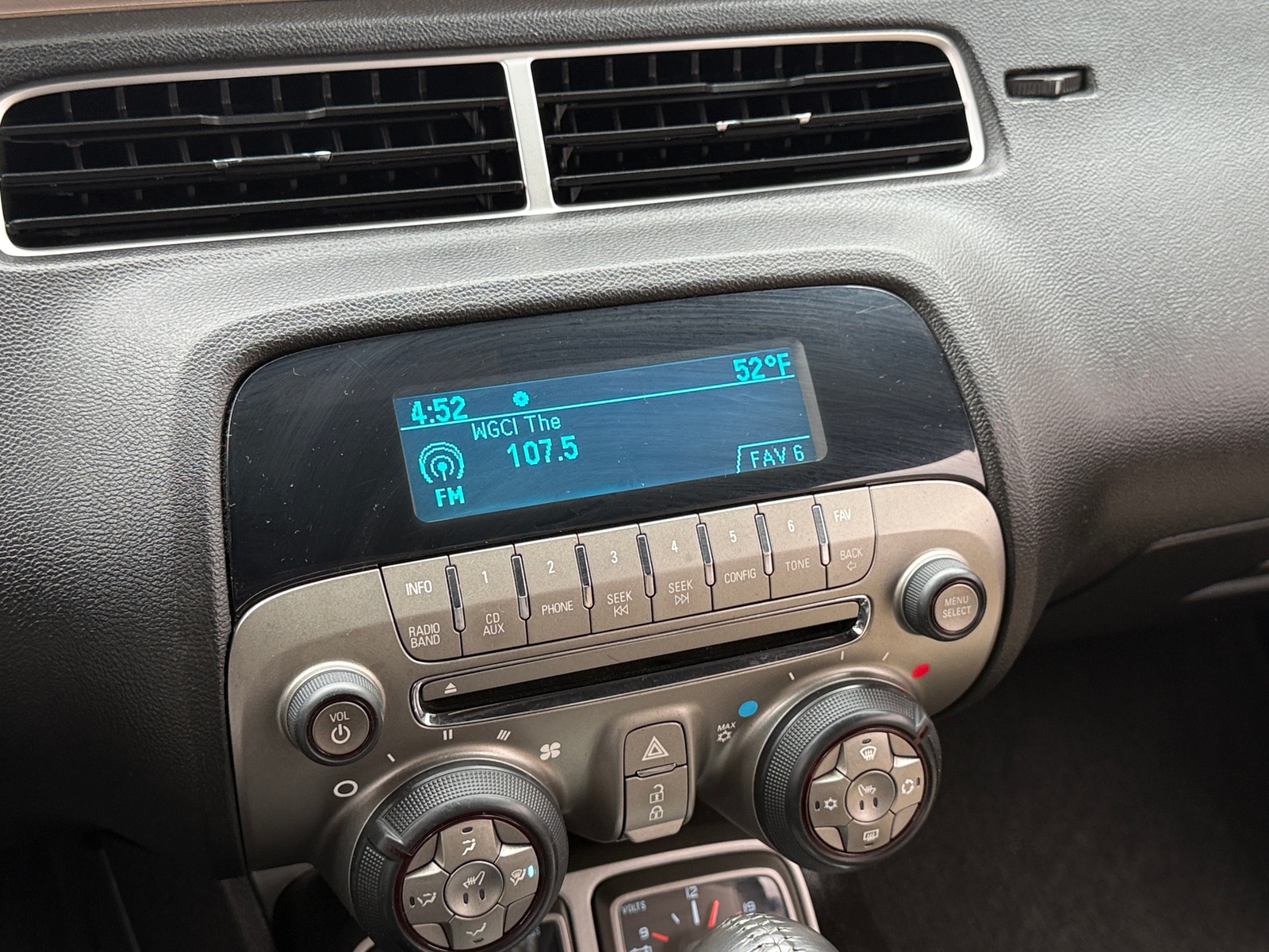 Thumbnail: 2011 Chevrolet Camaro - 3