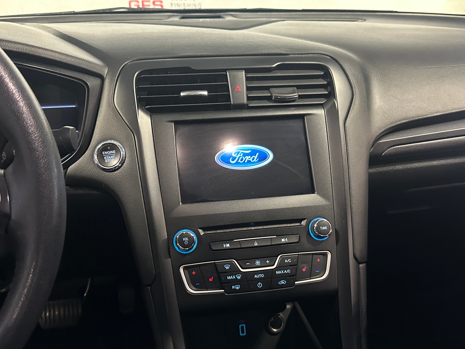 Thumbnail: 2018 Ford Fusion - 4