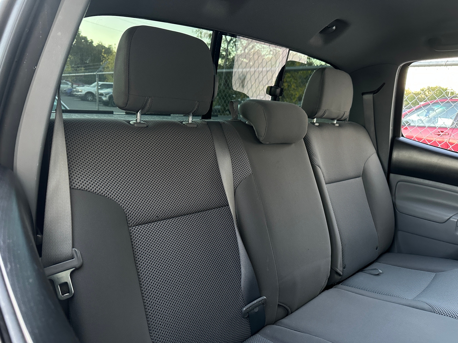 Thumbnail: 2015 Toyota Tacoma - 6