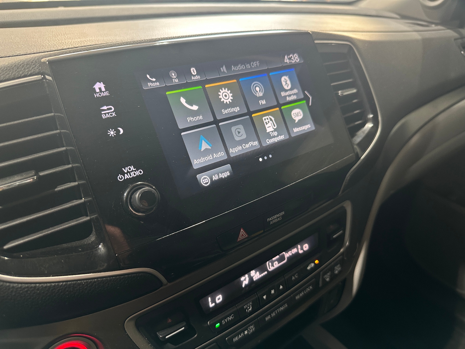 Thumbnail: 2019 Honda Pilot - 4