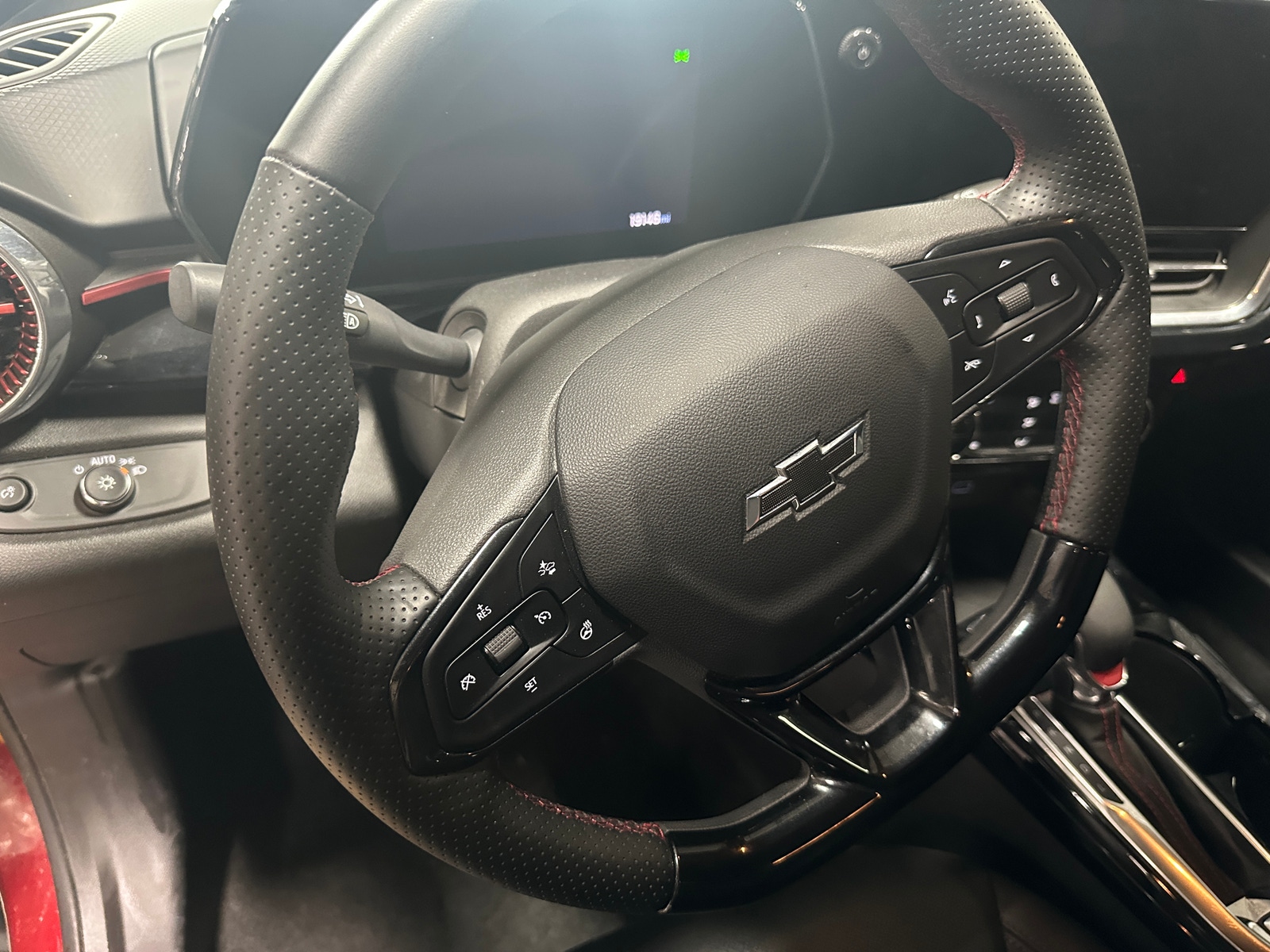 Thumbnail: 2025 Chevrolet Trax - 4