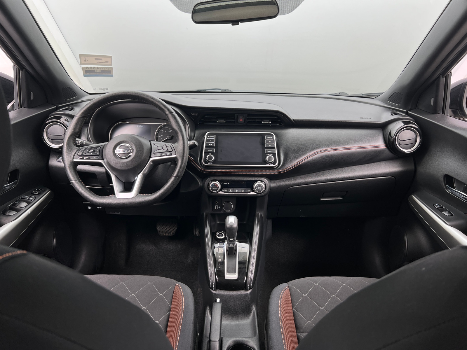 Thumbnail: 2018 Nissan Kicks - 3