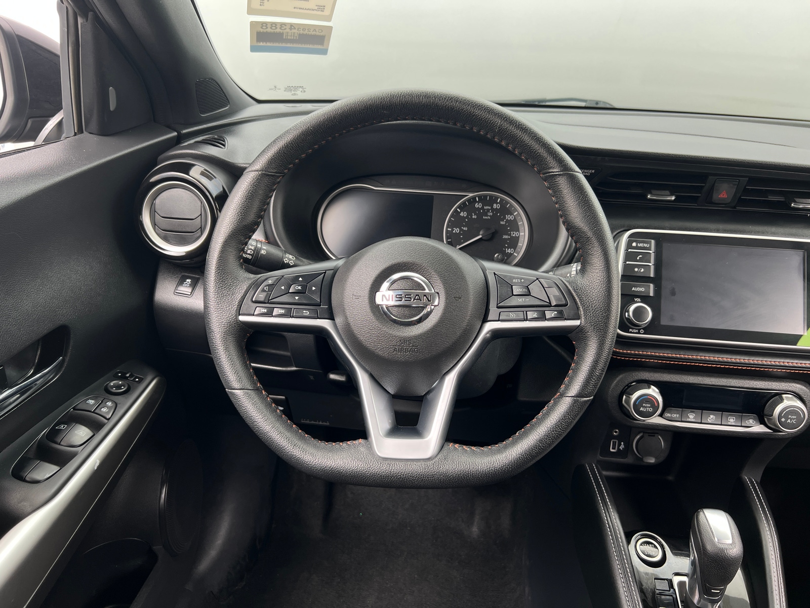 Thumbnail: 2018 Nissan Kicks - 5