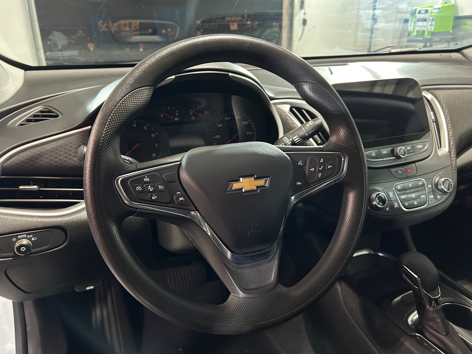 Thumbnail: 2023 Chevrolet Malibu - 5