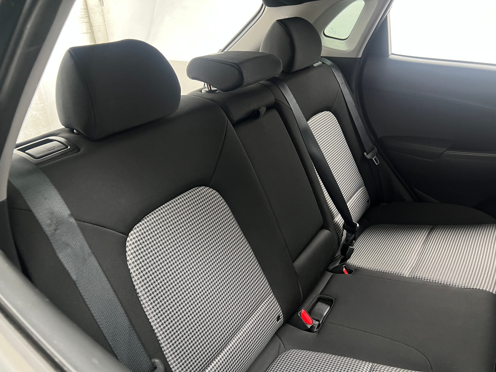 Thumbnail: 2018 Hyundai Kona - 6