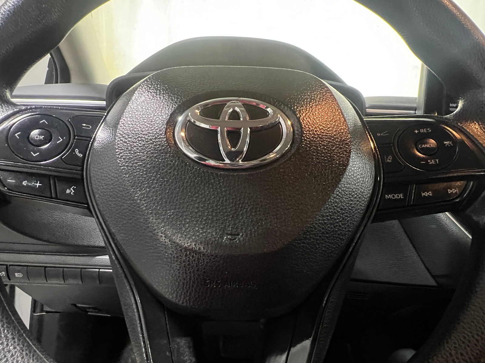 Thumbnail: 2022 Toyota Corolla - 5