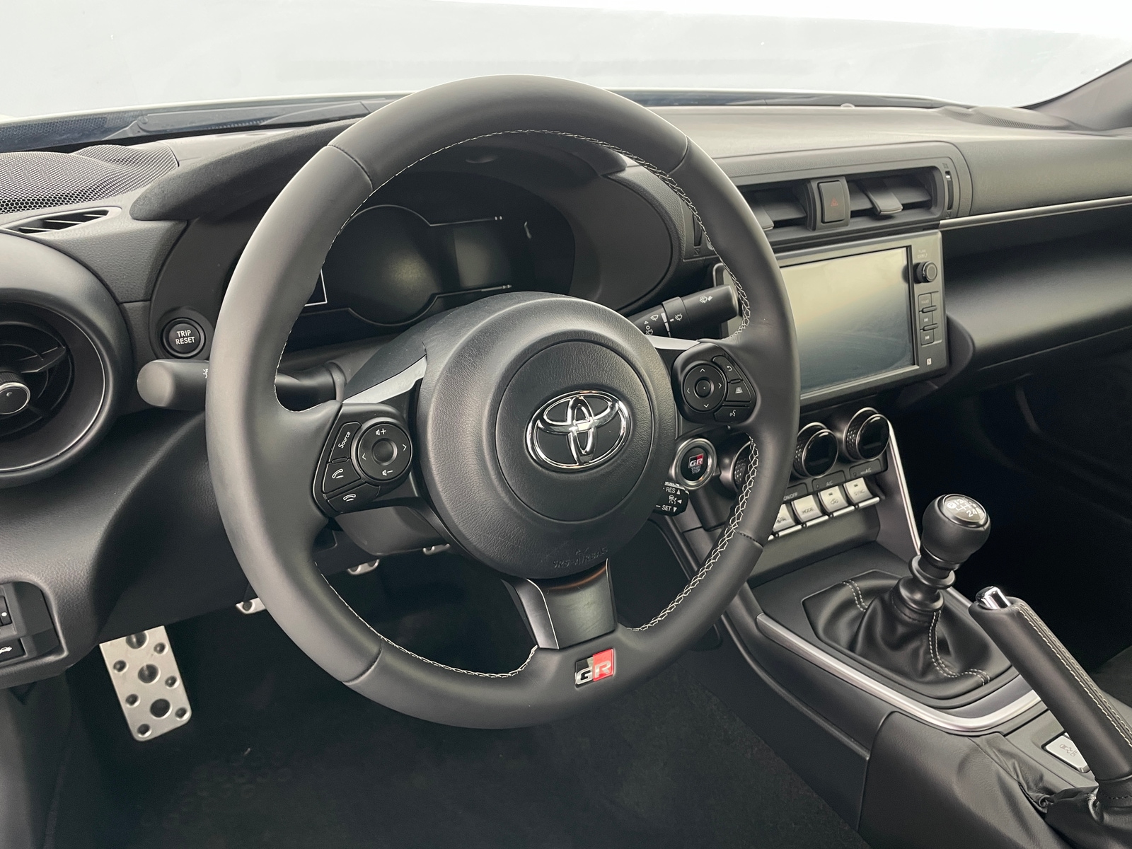 Thumbnail: 2024 Toyota GR86 - 3