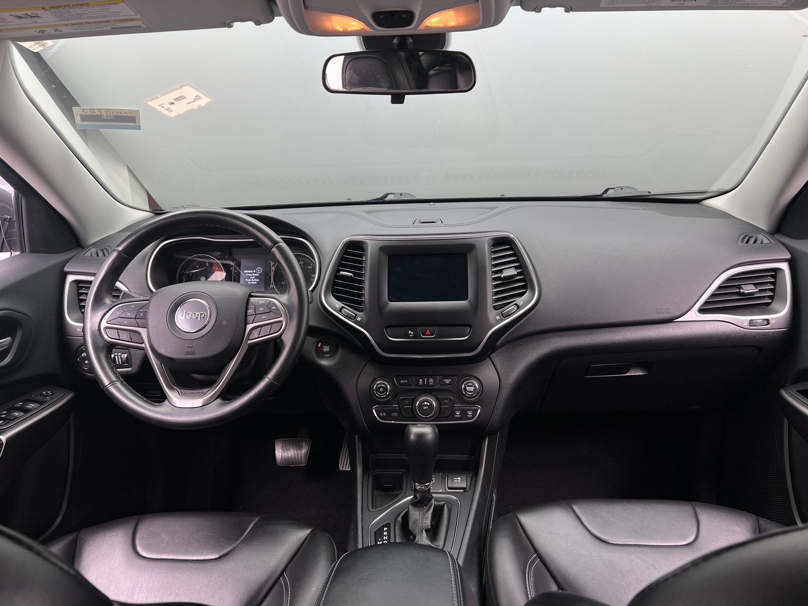 Thumbnail: 2019 Jeep Cherokee - 3