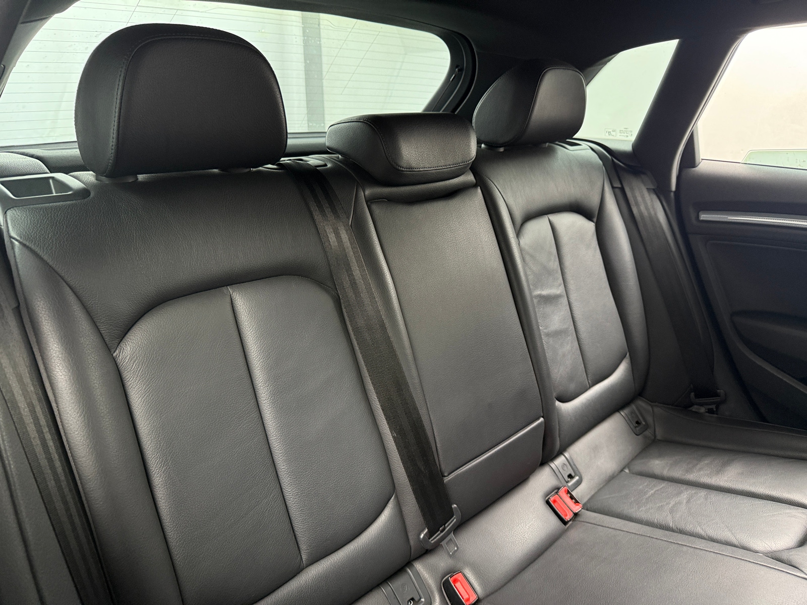 Thumbnail: 2016 Audi A3 e-tron - 5
