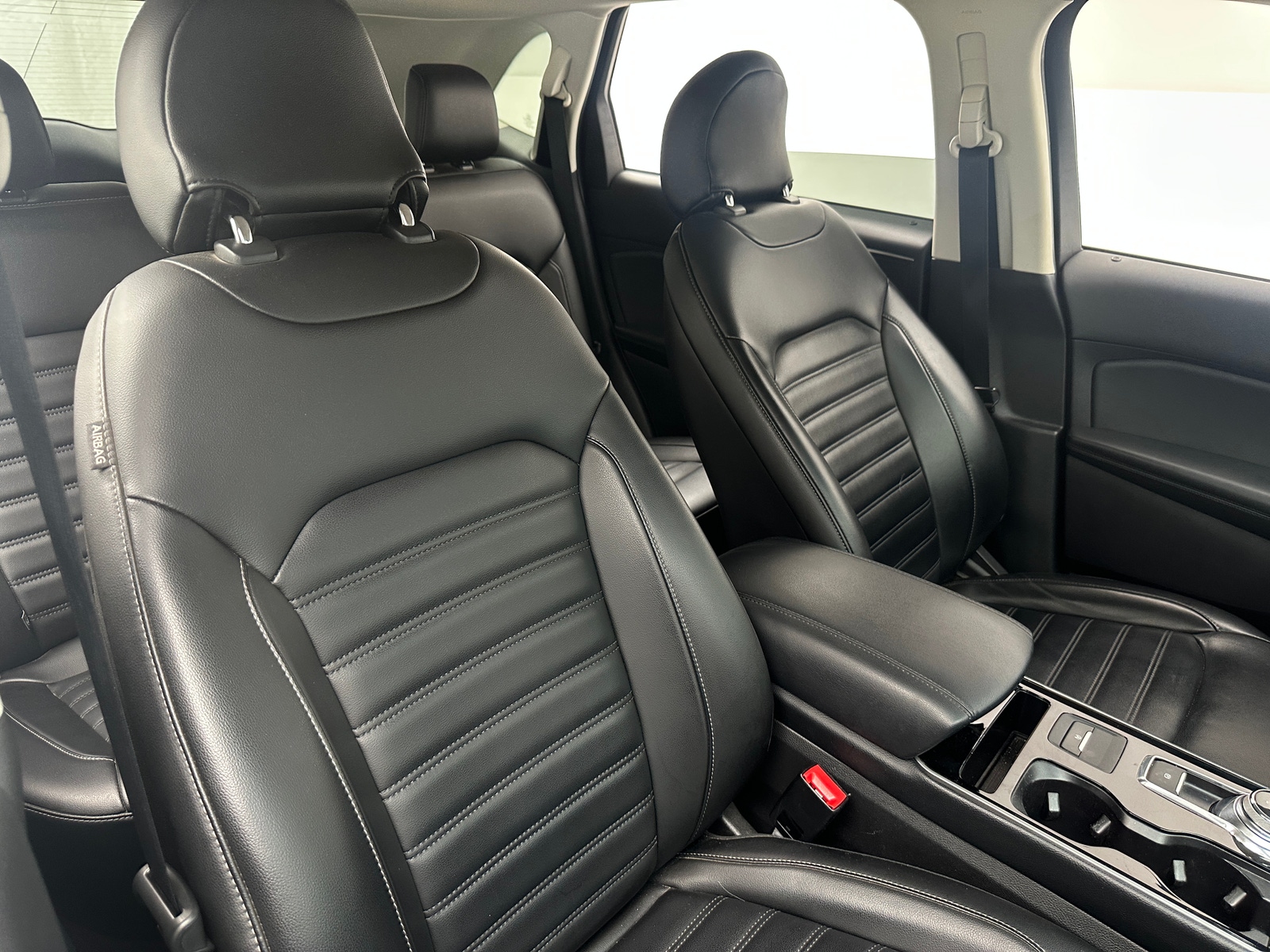 Thumbnail: 2019 Ford Edge - 2