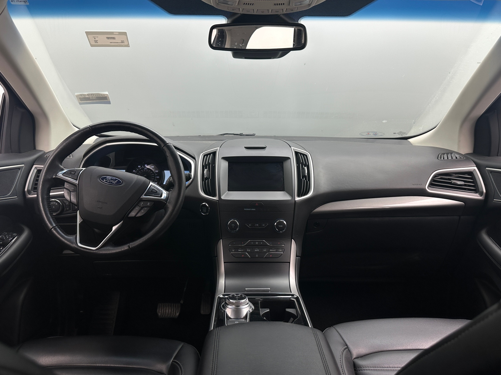 Thumbnail: 2019 Ford Edge - 3