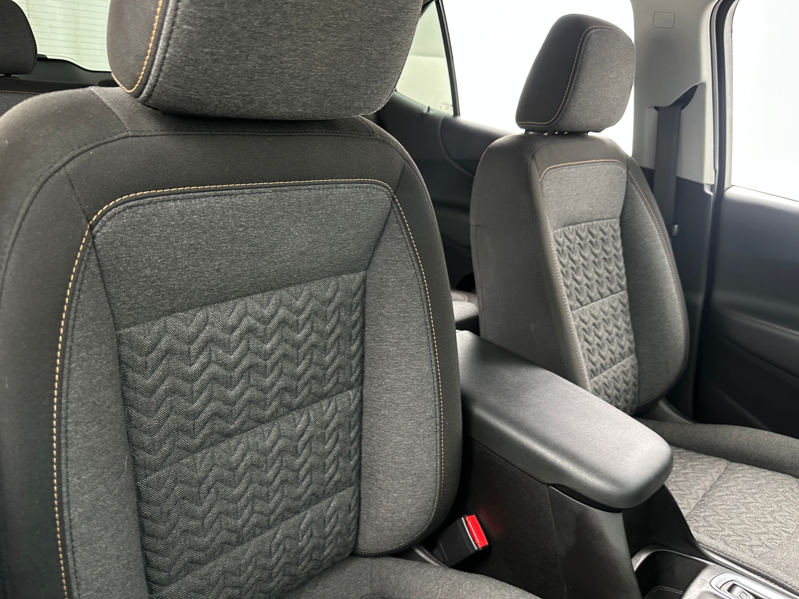 Thumbnail: 2022 Chevrolet Equinox - 2