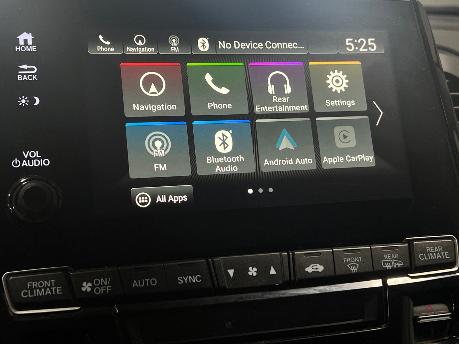 Thumbnail: 2018 Honda Odyssey - 3