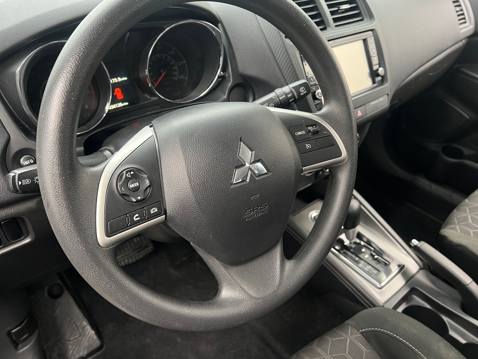 Thumbnail: 2024 Mitsubishi Outlander Sport - 5