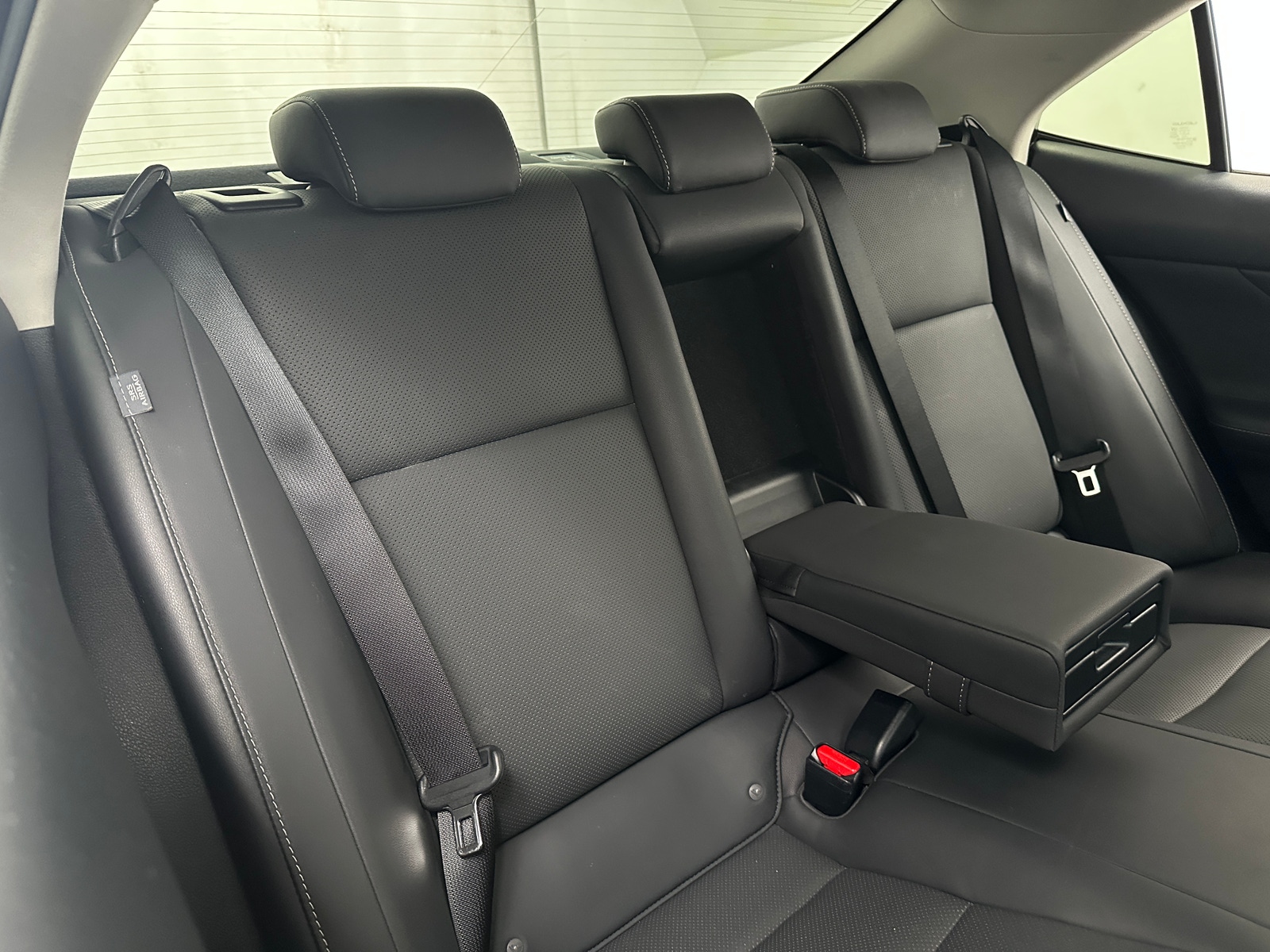 Thumbnail: 2020 Lexus IS - 5