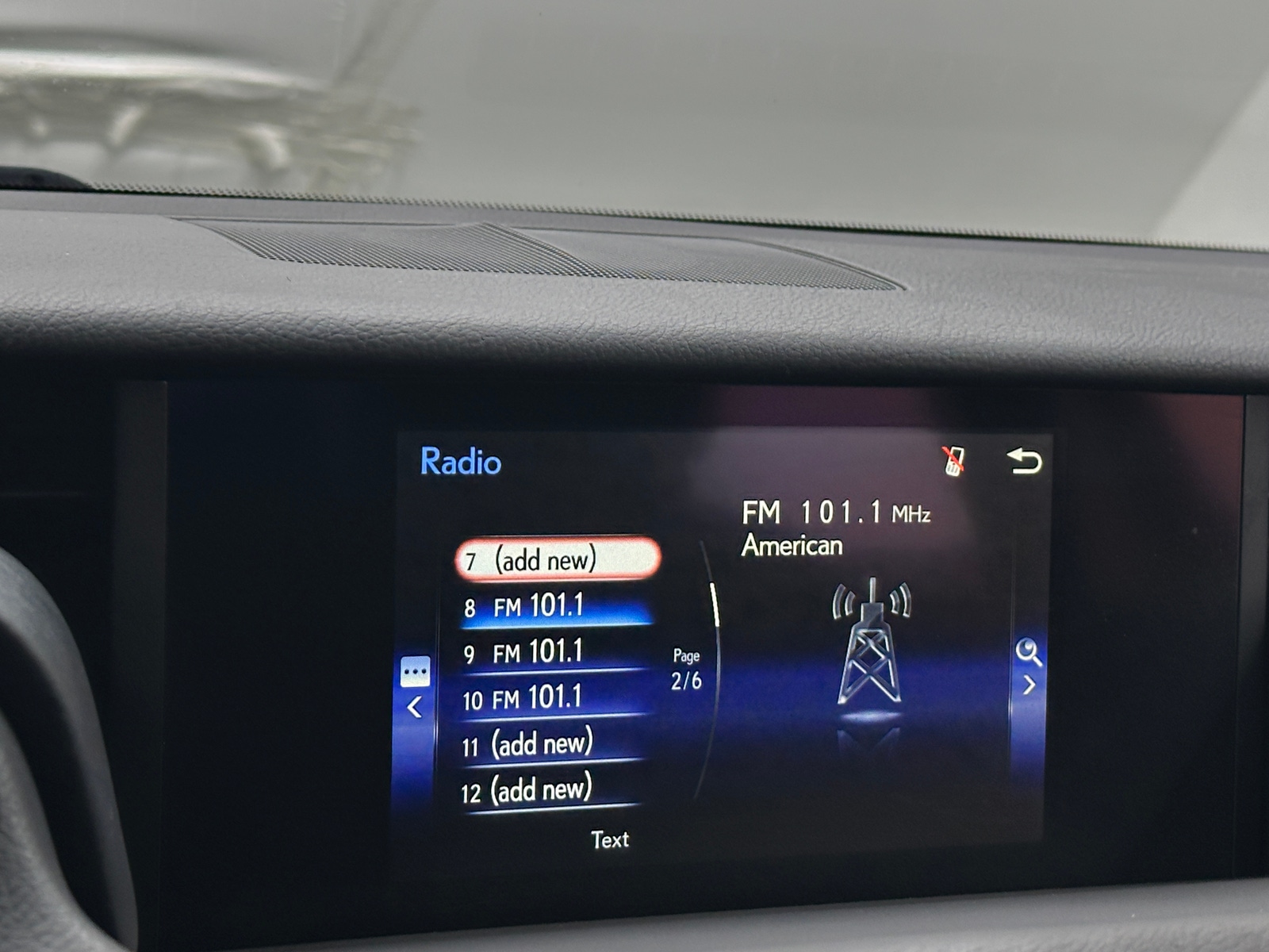 Thumbnail: 2020 Lexus IS - 3