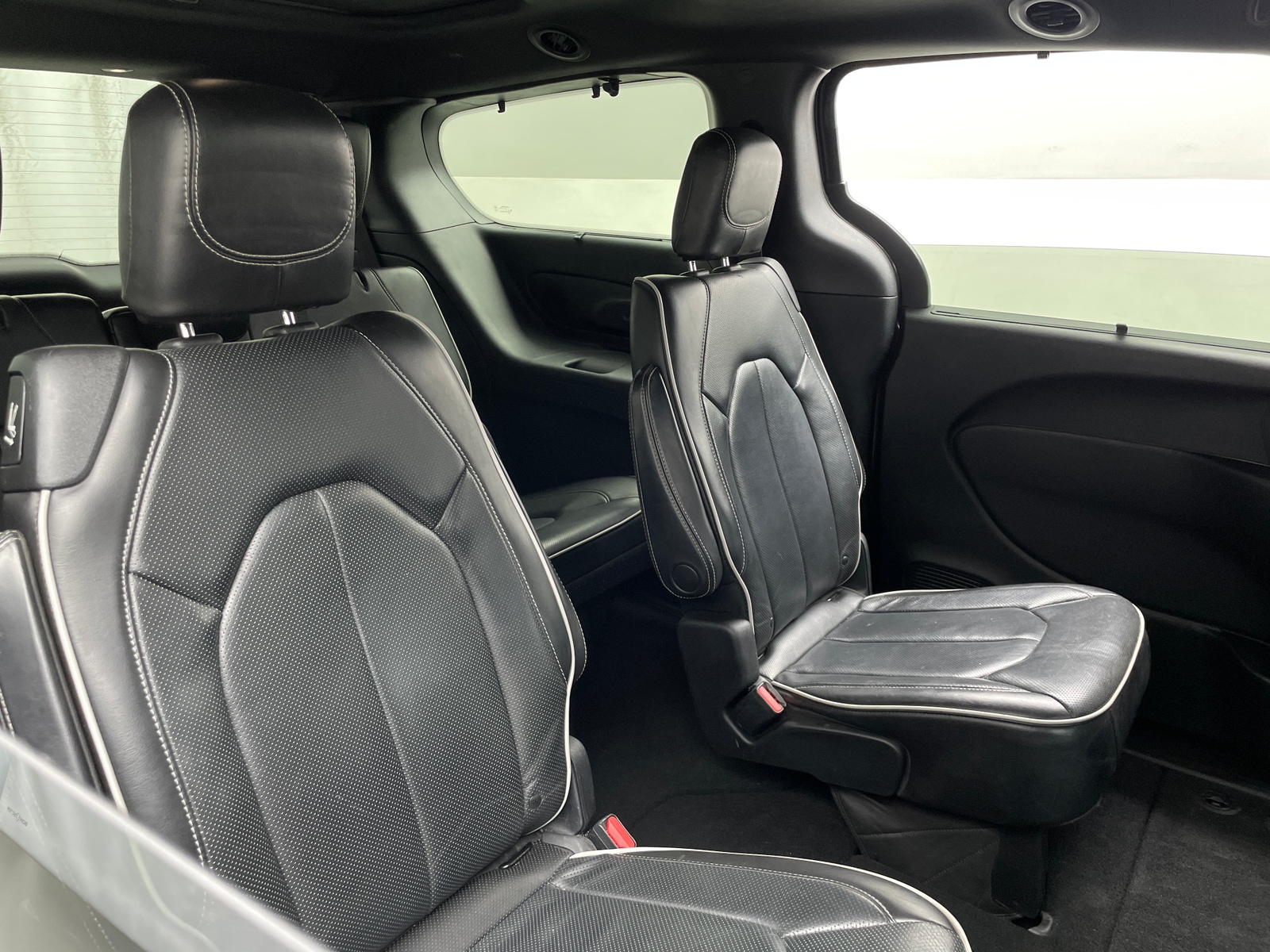 Thumbnail: 2020 Chrysler Pacifica - 5