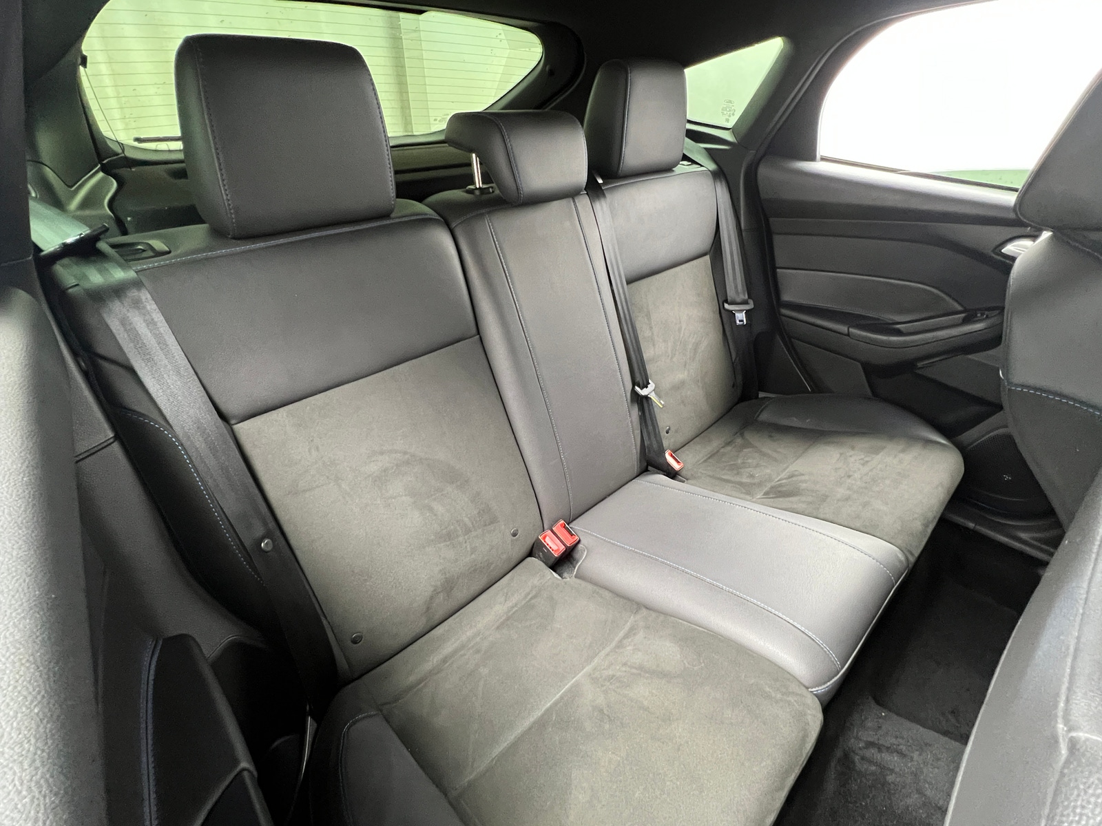 Thumbnail: 2017 Ford Focus - 5