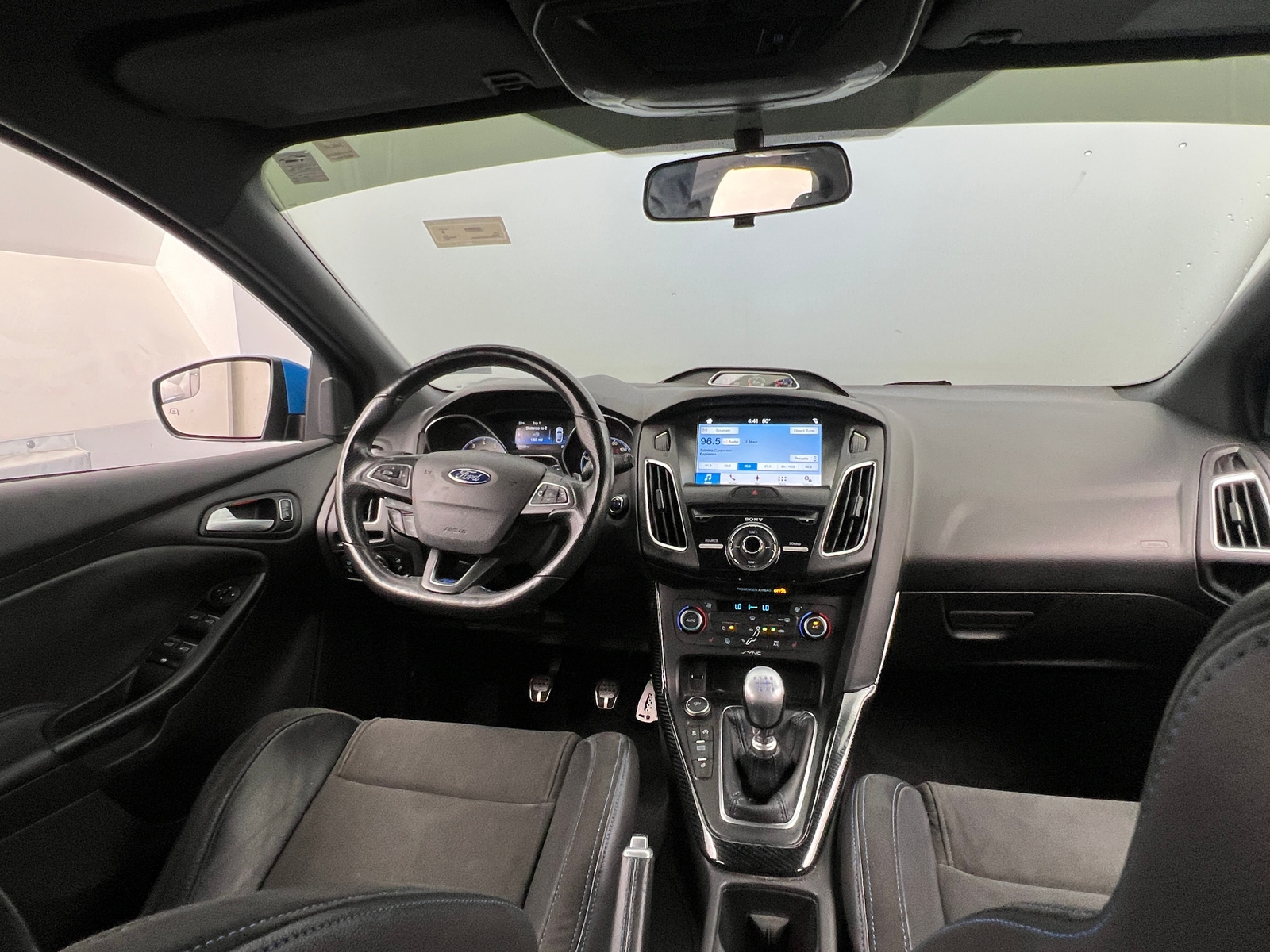 Thumbnail: 2017 Ford Focus - 2