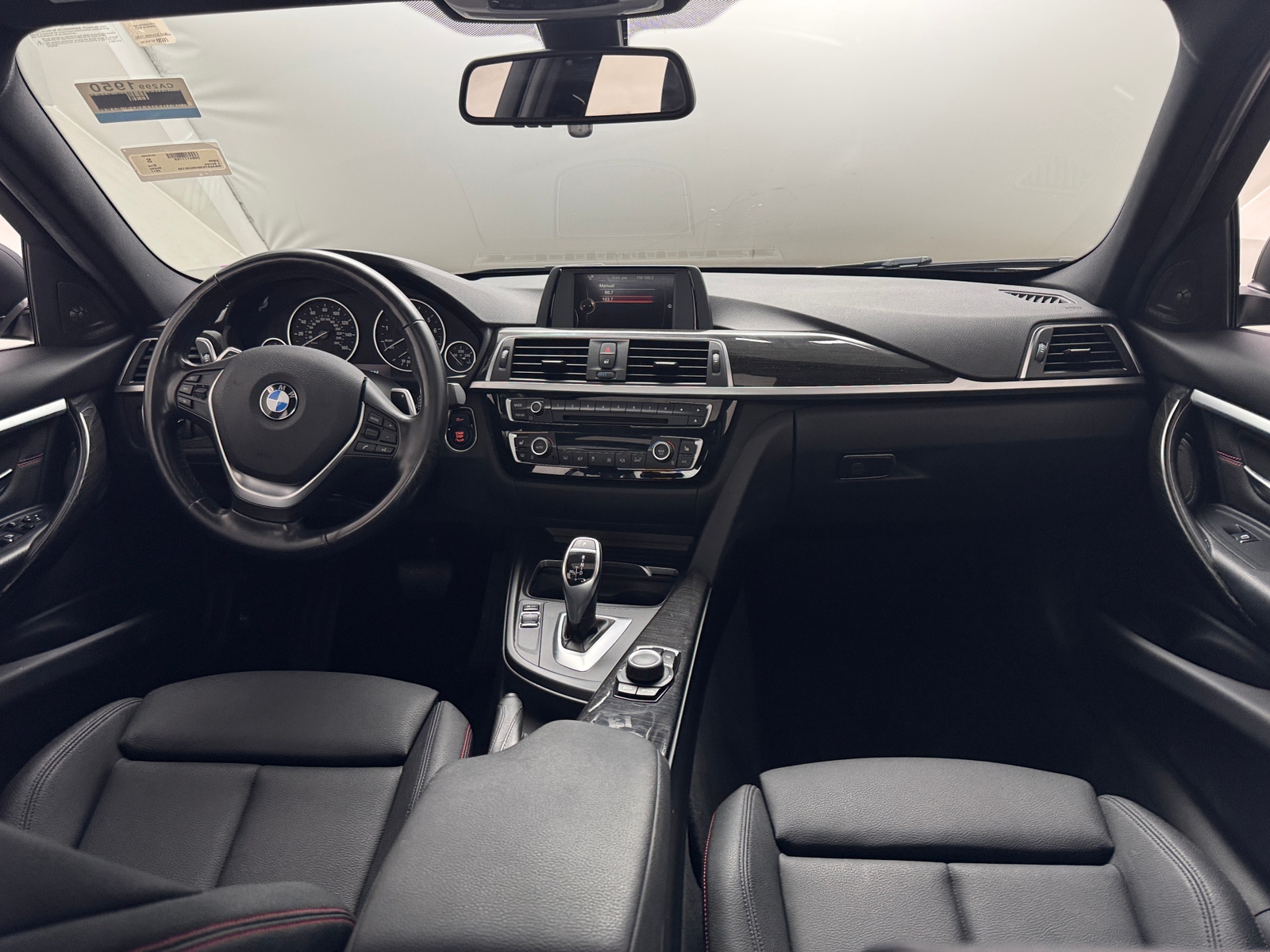 Thumbnail: 2017 BMW 3 Series - 2