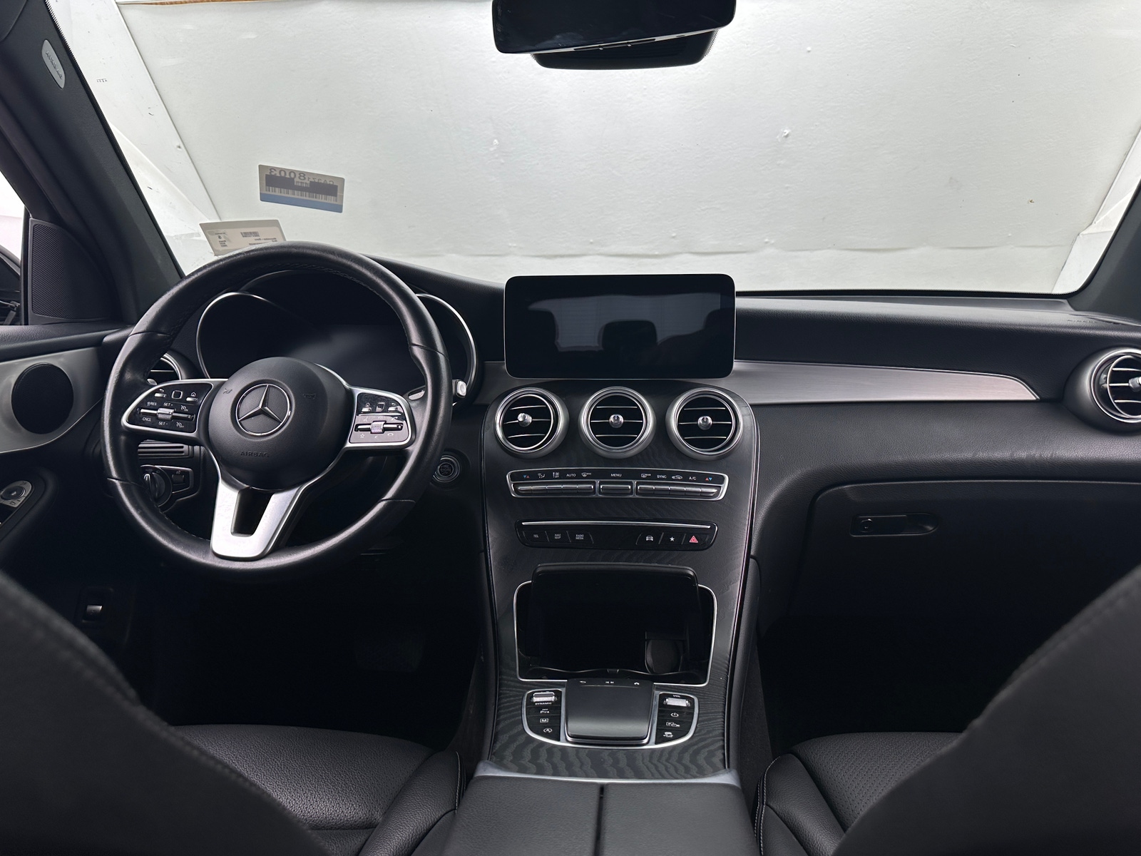 Thumbnail: 2022 Mercedes-Benz GLC - 2