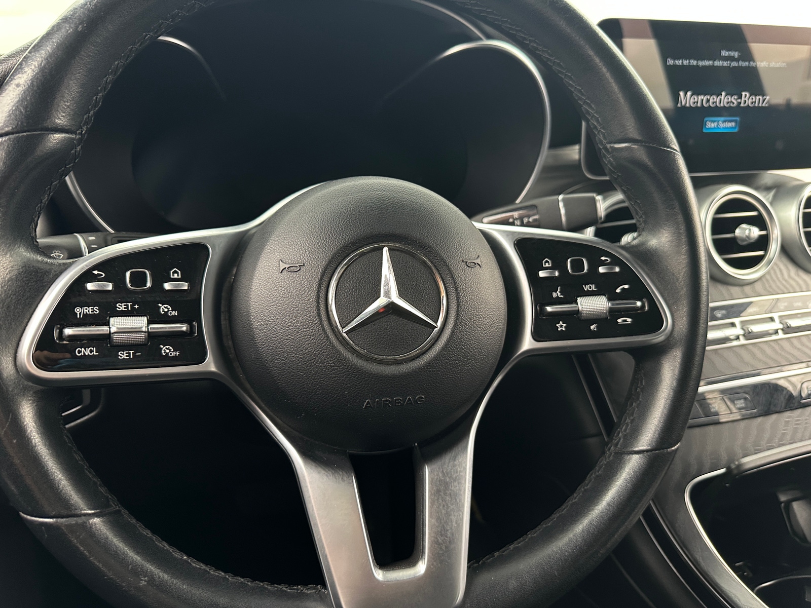 Thumbnail: 2022 Mercedes-Benz GLC - 4