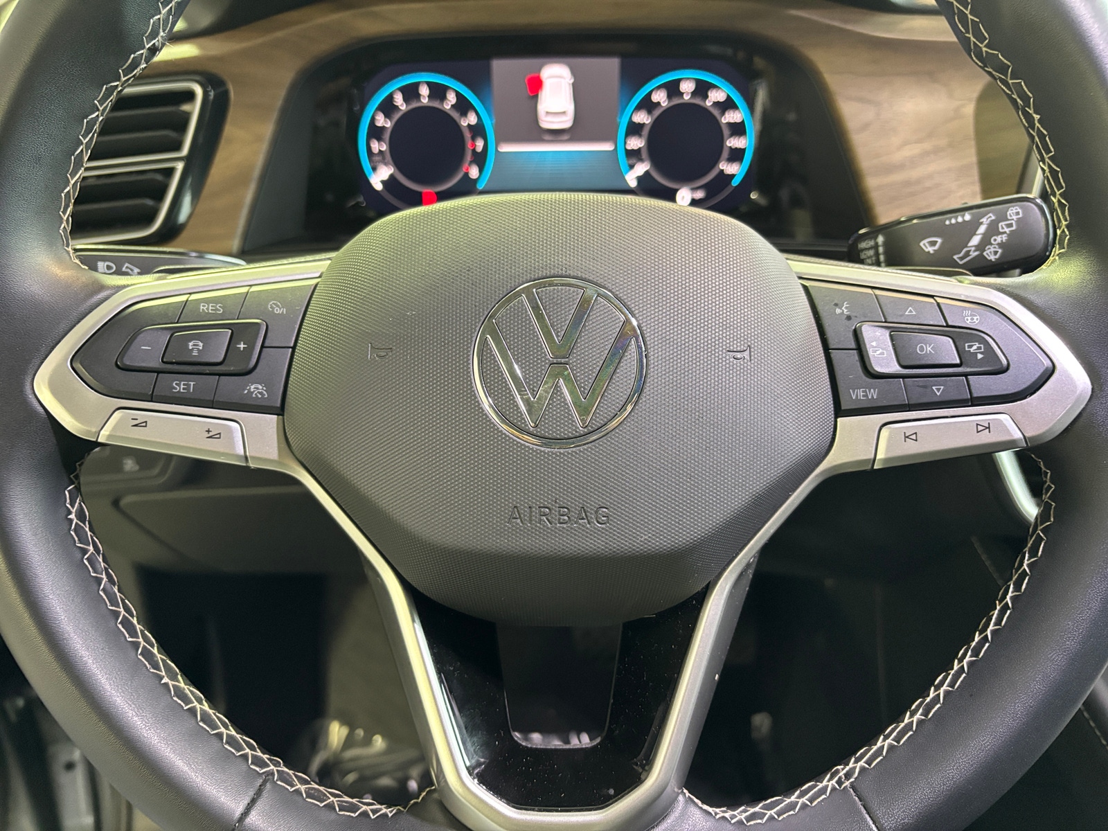 Thumbnail: 2025 Volkswagen Atlas - 4