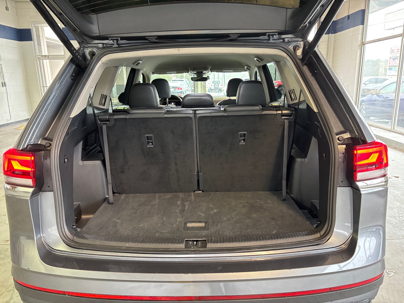 Thumbnail: 2025 Volkswagen Atlas - 5