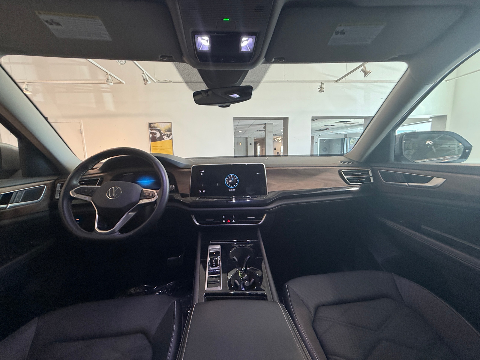 Thumbnail: 2025 Volkswagen Atlas - 3