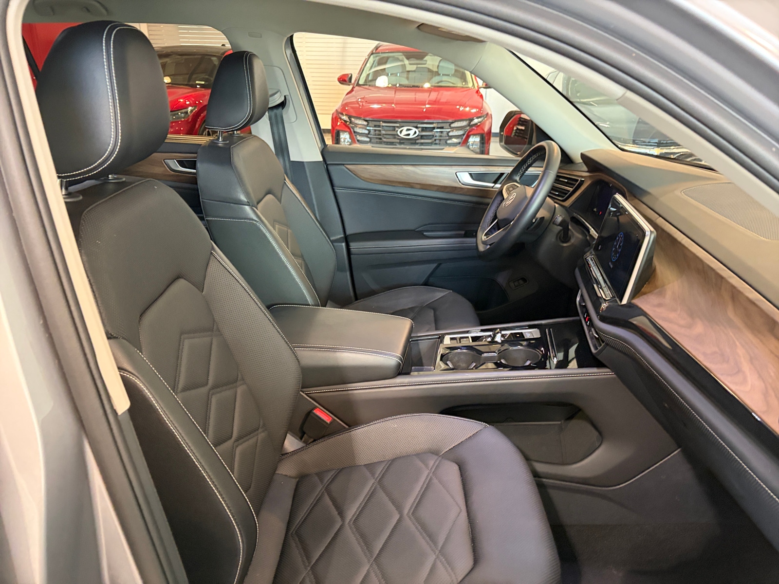 Thumbnail: 2025 Volkswagen Atlas - 2