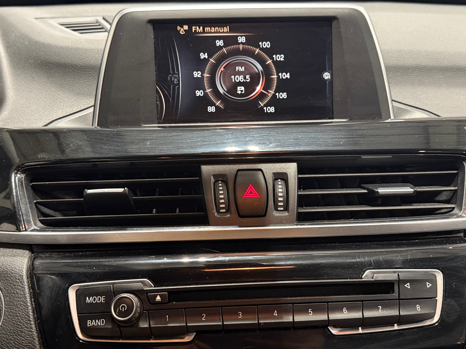 Thumbnail: 2017 BMW X1 - 3