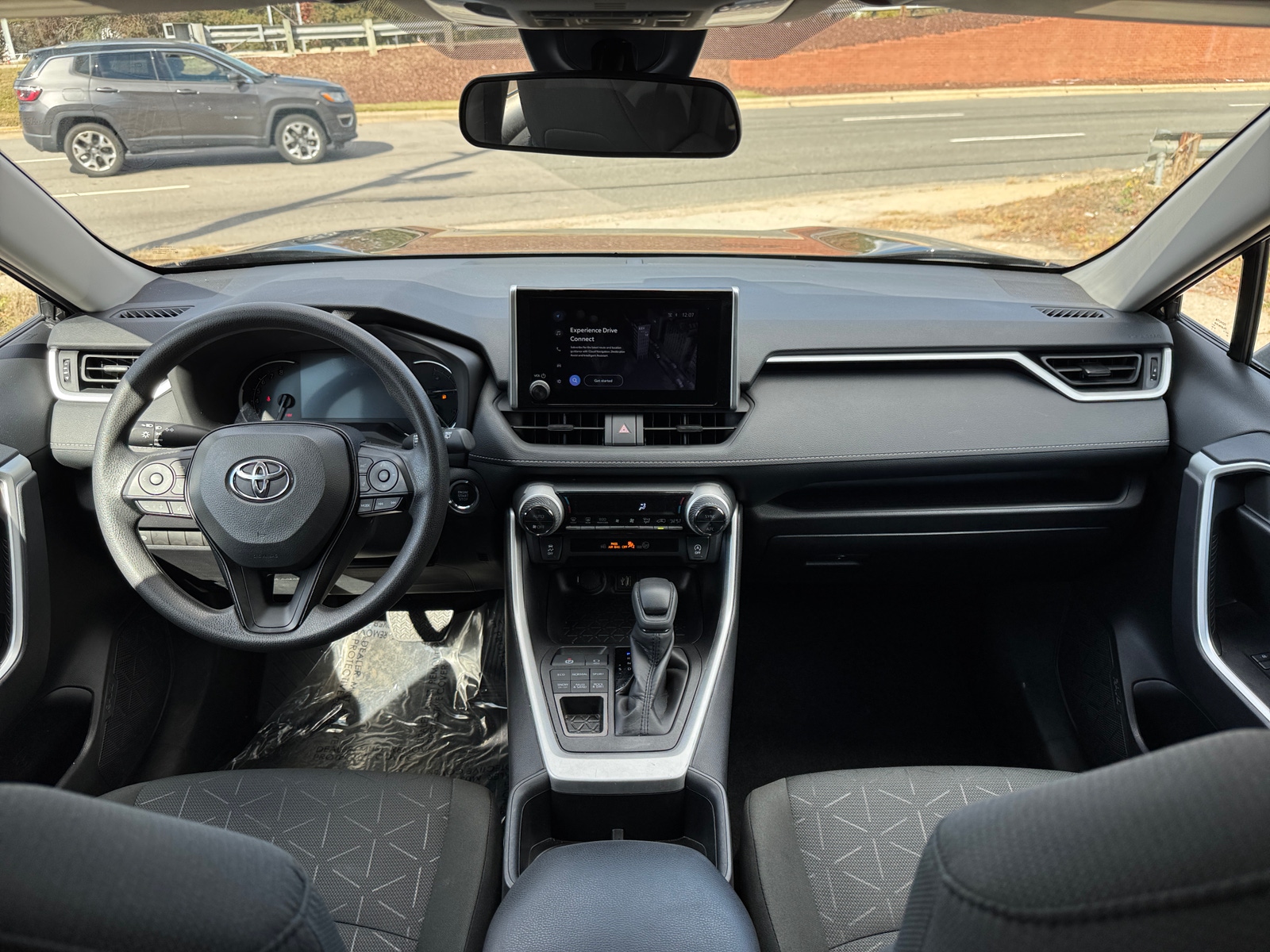 Thumbnail: 2025 Toyota RAV4 - 3