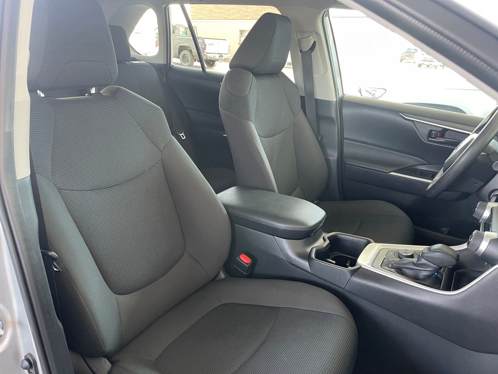 Thumbnail: 2025 Toyota RAV4 - 2