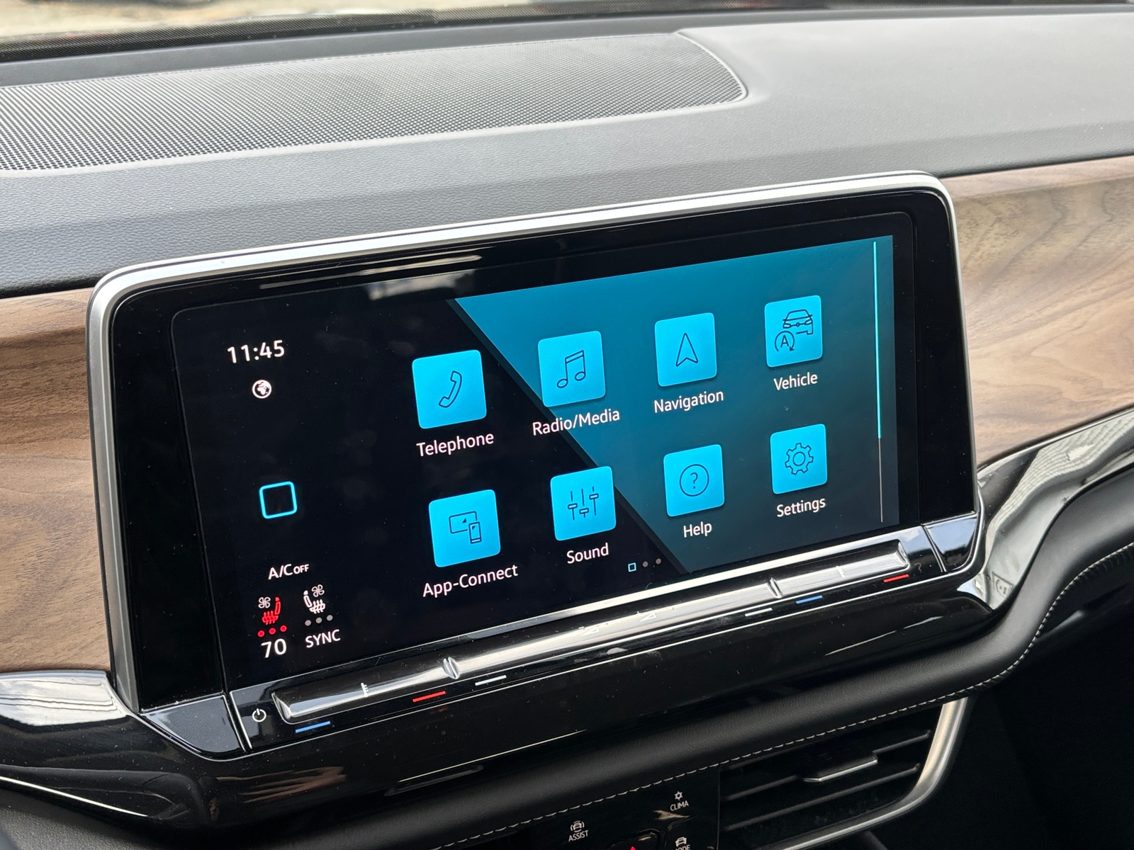 Thumbnail: 2025 Volkswagen Atlas - 4