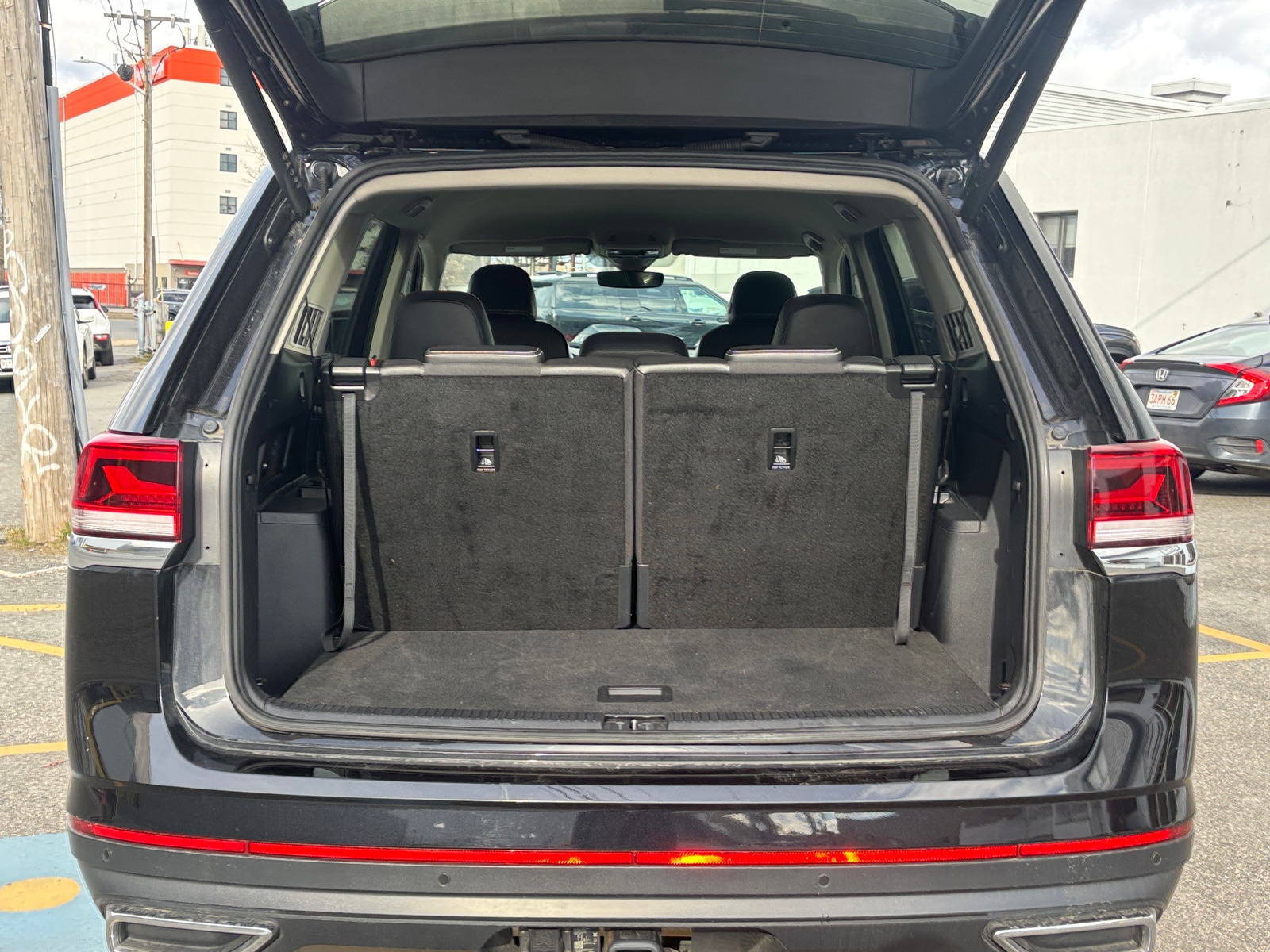 Thumbnail: 2025 Volkswagen Atlas - 6